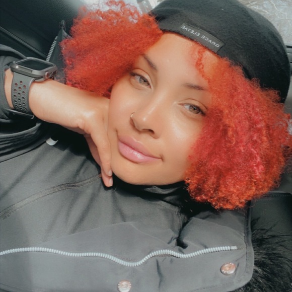 Meet your Posher, Samantha - Picture 1 of 1